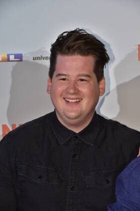 Schauspieler Chris Tall posiert am 06.09.2016 in Köln bei der Premiere des Films Männertag auf dem roten Teppich.
