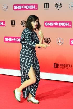 Weltpremiere SMS fuer Dich Nora Tschirner Ankunft zur Weltpremiere SMS fuer Dich im CineStar im Sony Center in Berlin am 06.09.2016