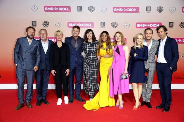 Themen der Woche Die Hauptakteure um Nora Tschirner und Karoline Herfurth bei der SMS für Dich Filmpremiere am 06.09.2016 in Berlin SMS fuer Dich Kinopremiere in Berlin, 2016 