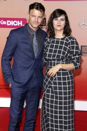 Friedrich Mücke und Nora Tschirner bei der Premiere des Kinofilms SMS für dich im CineStar Sony Center. Berlin, 06.09.2016 Foto:xA.xBuggex xFuturexImage