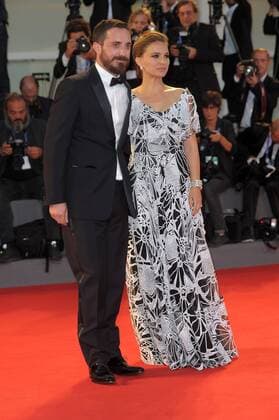 Filmfestspiele Venedig - Jackie Filmpremiere 73rd Venice Film Festival, Red Carpet film Jackie . Pictured: Natalie Portman, Pablo Larrain  Copyright: xAlbertoxTerenghi Veneziax2016x