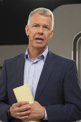 Peter Kloeppel - Preisverleihung des RTL Com. mit Award auf der IFA in Berlin am 07.09.2016. RTL COM.MIT AWARD
