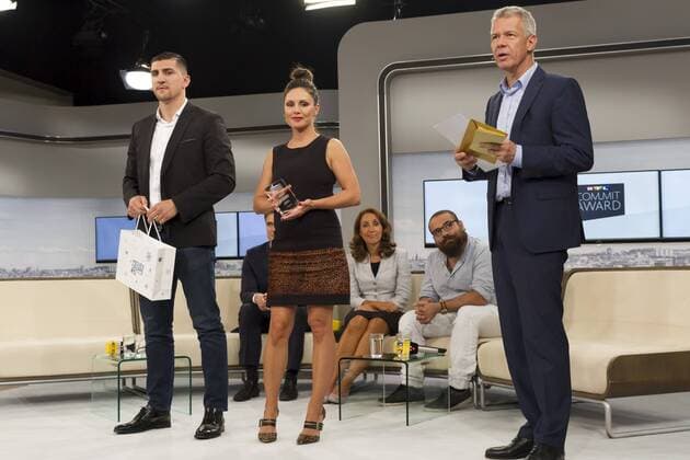 Marco Huck, Nazan Eckes (schwanger 7. Monat) und Peter Kloeppel - Preisverleihung des RTL Com. mit Award auf der IFA in Berlin am 07.09.2016. RTL COM.MIT AWARD
