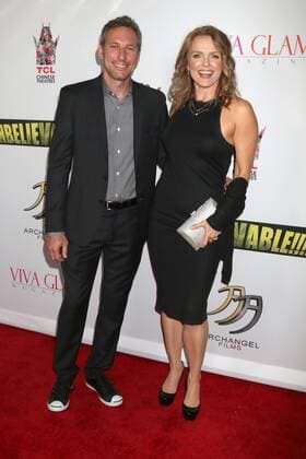 LOS ANGELES - SEP 7: husband, Dina Meyer at the UNBELIEVABLE!!!!! Premiere at the TCL Chinese 6 Theaters on September 7, 2016 in Los Angeles, CA  Copyright: xKathyxHutchinsx