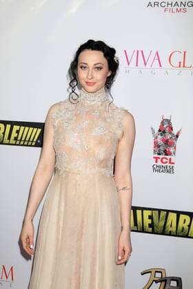 LOS ANGELES - SEP 7: Kaley Victoria Rose at the UNBELIEVABLE!!!!! Premiere at the TCL Chinese 6 Theaters on September 7, 2016 in Los Angeles, CA  Copyright: xKathyxHutchinsx