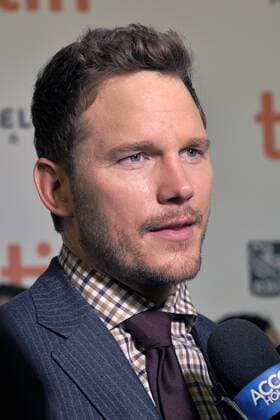 Toronto International Film Festival - The Magnificent Seven Filmpremiere Chris Pratt speaks with television reporters as he arrives at the world premiere of The Magnificent Seven at Roy Thomson Hall on opening night of the Toronto International Film Festival in Toronto, Canada on September 8, 2016.  TOR2016090801 CHRISTINExCHEW