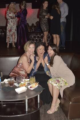 Patti Yasutke mit Gästen bei der After-Party der Weltpremiere der Sci-Fi Parodie Unbelievable!!!!! im Ohm Nightclub. Los Angeles, 07.09.2016 Foto:xD.xStarbuckx xFuturexImage