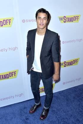 Staz Nair bei der Weltpremiere des Kinofilms The Standoff im Regal LA Live Center. Los Angeles, 08.09.2016 Foto:xD.xStarbuckx xFuturexImage