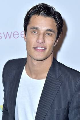 Staz Nair bei der Weltpremiere des Kinofilms The Standoff im Regal LA Live Center. Los Angeles, 08.09.2016 Foto:xD.xStarbuckx xFuturexImage