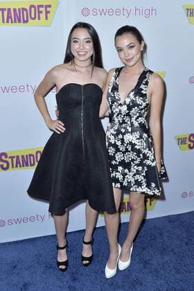 Veronica Merrell und Vanessa Merrell bei der Weltpremiere des Kinofilms The Standoff im Regal LA Live Center. Los Angeles, 08.09.2016 Foto:xD.xStarbuckx xFuturexImage