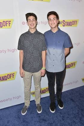 Dillon und David Juarez bei der Weltpremiere des Kinofilms The Standoff im Regal LA Live Center. Los Angeles, 08.09.2016 Foto:xD.xStarbuckx xFuturexImage