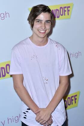 Colby Brock bei der Weltpremiere des Kinofilms The Standoff im Regal LA Live Center. Los Angeles, 08.09.2016 Foto:xD.xStarbuckx xFuturexImage