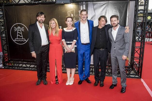 The cast of Everybody Happy pictured ahead of the premiere of Everybody Happy , opening film of the tenth edition of the Oostende Film festival, in Oostende, Friday 09 September 2016.  JONASxROOSENS 04927465