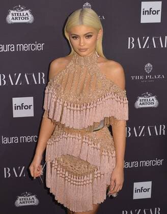 Harpers Bazaar Icons Event in New York Kylie Jenner arrives on the red carpet at Harper s BAZAAR celebrates ICONS by Carine Roitfeld at The Plaza Hotel presented by Infor, Laura Mercier and Stella Artois on September 9, 2016 in New York City.  NYP20160909332 ANDREAxHANKS