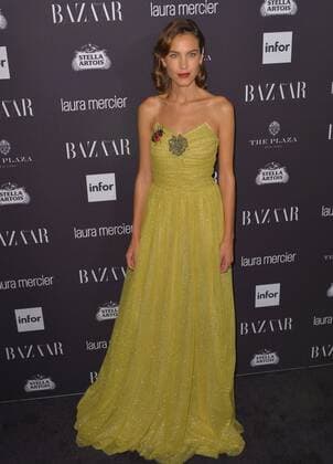 Harpers Bazaar Icons Event in New York Alexa Chung arrives on the red carpet at Harper s BAZAAR celebrates ICONS by Carine Roitfeld at The Plaza Hotel presented by Infor, Laura Mercier and Stella Artois on September 9, 2016 in New York City.  NYP20160909328 ANDREAxHANKS