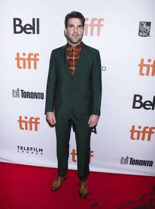 Toronto International Film Festival - Snowden Filmpremiere (160910) -- TORONTO, Sept. 9, 2016 -- Actor Zachary Quinto poses for photos before the world premiere of the film Snowden at Roy Thomson Hall during the 41st Toronto International Film Festival in Toronto, Canada, Sept. 9, 2016. ) (yy) CANADA-TORONTO-TIFF-SNOWDEN-PREMIERE ZouxZheng 