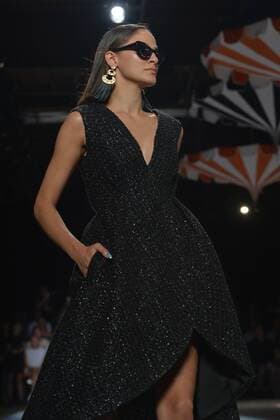 A model walks on the runway at the Christian Siriano show during New York Fashion Week: At Artbeam in New York City on September 10, 2016.  NYP201610010013 ANDREAxHANKS