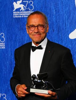 VENICE, Sept. 10, 2016 -- Director Andrei Konchalovsky poses with Silver Lion for Best Director for his movie Paradise during the award winners photocall of the 73rd Venice Film Festival in Venice, Italy, on Sept. 10, 2016. )(axy) ITALY-VENICE-73RD FILM FESTIVAL-AWARD GongxBing 