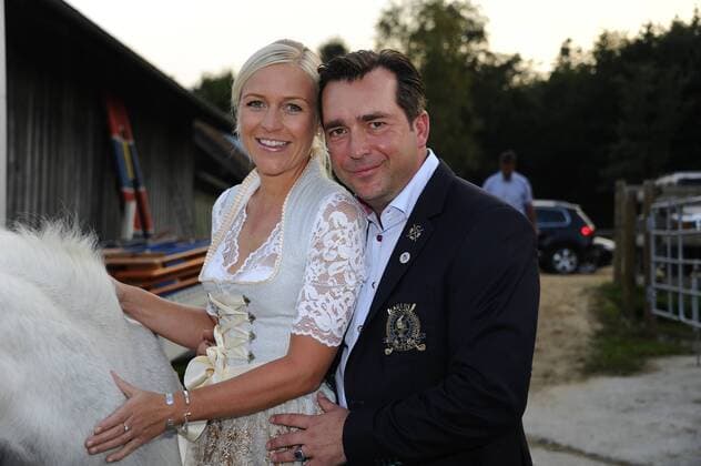 Andrea Mühlbauer mit Freund Falk Raudies Tabaluga Golf Cup Charitygolf Abendgala Stall Greinwaldhof Tutzing 10. September 2016