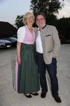 Elmar Wepper mit Ehefrau Anita Tabaluga Golf Cup Charitygolf Abendgala Stall Greinwaldhof Tutzing 10. September 2016