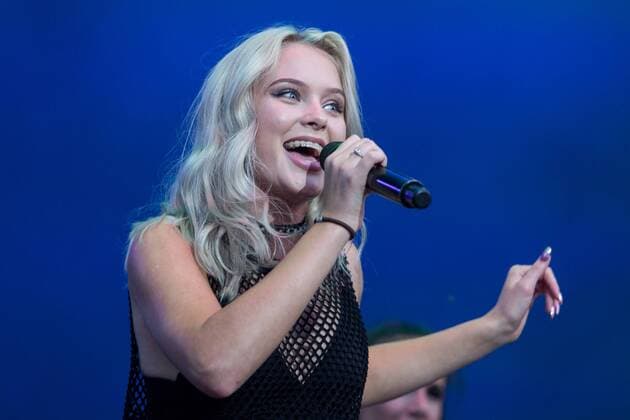 Swedish music Zara Larsson at Dcode music festival in Madrid. September 10, 2016.  (20160910018)