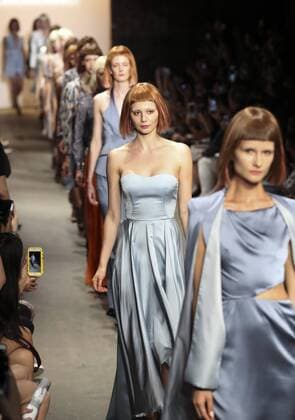 NEW YORK, Sept. 11, 2016 -- Models present creations of Vivienne Hu during the New York Fashion Week in New York City, the United States, Sept. 11, 2016. ) (lrz) U.S.-NEW YORK-FASHION-VIVIENNE HU WangxYing 