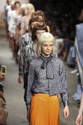 NEW YORK, Sept. 11, 2016 -- Models present creations of Vivienne Hu during the New York Fashion Week in New York City, the United States, Sept. 11, 2016. ) (lrz) U.S.-NEW YORK-FASHION-VIVIENNE HU WangxYing 