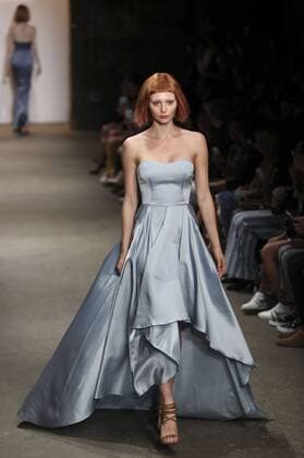 NEW YORK, Sept. 11, 2016 -- A model presents a creation of Vivienne Hu during the New York Fashion Week in New York City, the United States, Sept. 11, 2016. ) (lrz) U.S.-NEW YORK-FASHION-VIVIENNE HU WangxYing 