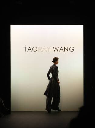 NEW YORK, Sept. 12, 2016 -- A model presents a creation of Taoray Wang Spring Summer 2017 collection during the New York Fashion Week in New York, the United States, Sept. 12, 2016. ) U.S.-NEW YORK-FASHION WEEK-TAORAY WANG WuxRong 