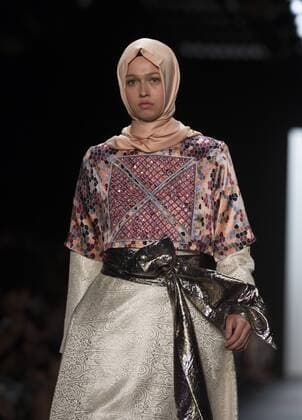 New York Fashion Week - Anniesa Hasibuan Model walks runway for Anniesa Hasibuan collection during New York Fashion week at Moynihan station  LevxRadin