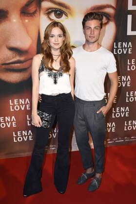 Emilia Schüle und Jannik Schümann bei der Premiere des Kinofilms LenaLove im Mathäser Filmpalast. München, 12.09.2016 Foto:xP.xSchönbergerx xFuturexImage
