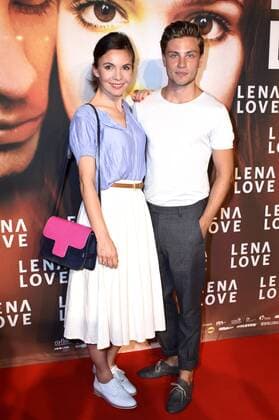 Nadine Warmuth und Jannik Schümann bei der Premiere des Kinofilms LenaLove im Mathäser Filmpalast. München, 12.09.2016 Foto:xP.xSchönbergerx xFuturexImage