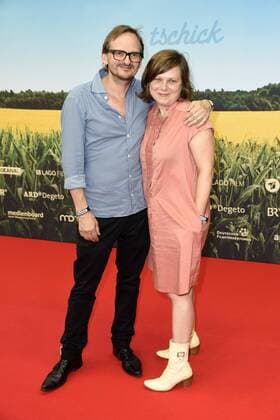 Milan Peschel mit Ehefrau Magdalene bei der Filmpremiere Tschick im Kino International. Berlin, 12.09.2016 Foto:xFredericx xFuturexImage