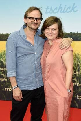 Milan Peschel mit Ehefrau Magdalene bei der Filmpremiere Tschick im Kino International. Berlin, 12.09.2016 Foto:xFredericx xFuturexImage
