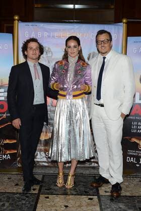 Milan, before the film Summer on him by GabrieleMuccino. pictured: Brando Pacitto, Matilda Lutz Gabriele Muccino  Copyright: xManuelexMangiarottix