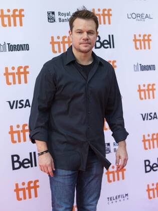 (160914) -- TORONTO, Sept. 13, 2016 -- Producer Matt Damon poses for photos before the international premiere of the film Manchester by the Sea at the Princess of Wales Theater during the 41st Toronto International Film Festival in Toronto, Canada, Sept. 13, 2016. ) (lrz) CANADA-TORONTO-FILM FESTIVAL- MANCHESTER BY THE SEA ZouxZheng 