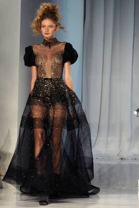 US: Reem Acra Spring-Summer 2017 Runway Show Reem Acra present her Spring-Summer 2017 collections as part of the New York Fashion Week in Manhattan.  JoanaxToro