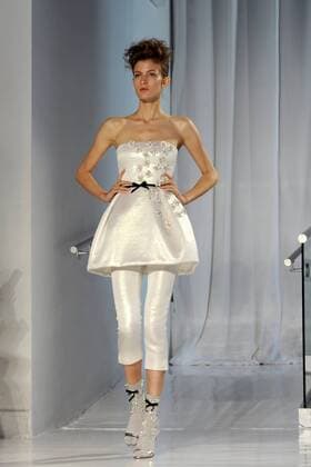 US: Reem Acra Spring-Summer 2017 Runway Show Reem Acra present her Spring-Summer 2017 collections as part of the New York Fashion Week in Manhattan.  JoanaxToro