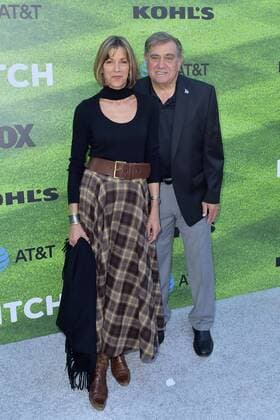 Wendie Malick und Dan Lauria bei der Premiere der FOX TV-Serie Pitch auf dem West LA Little League Field. Los Angeles, 13.09.2016 Foto:xD.xStarbuckx xFuturexImage