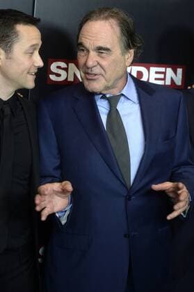 Joseph Gordon-Levitt und Oliver Stone bei der Premiere des Kinofilms Snowden im AMC Loews Lincoln Square. New York, 13.09.2016 Foto:xD.xVanxTinex xFuturexImage