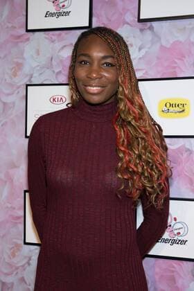 Venus Williams (36) bei der Ankunft zur Signature Statement Collection by HSN Show am 12.09.2016 im Rahmen der New York Fashion Week Spring Summer 2017 in NY New York Fashion Week S S 2017 - Signature Statement Collection by HSN - Front Row and Red Carpet 