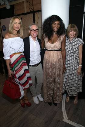 Dee Hilfiger, Tommy Hilfiger, Serena Williams und Anne Wintour bei der Ankunft zur Signature Statement Collection by HSN Show am 12.09.2016 im Rahmen der New York Fashion Week Spring Summer 2017 in NY New York Fashion Week S S 2017 - Signature Statement Collection by HSN - Front Row and Red Carpet 