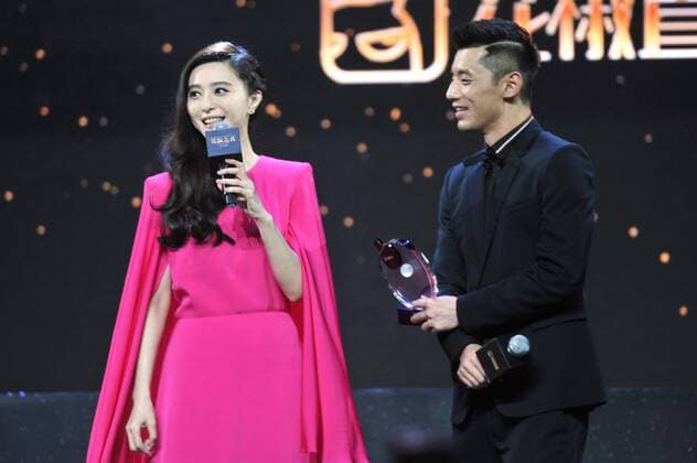 Chinese actress Fan Bingbing, left, and table tennis star Zhang Jike attend the Huajiao Night 2016 Internet Celebrity Award Ceremony in Beijing, China, 14 September 2016. Fan Bingbing, Zhang Jike pair up to highlight award ceremony in Beijing  pbu504341_13