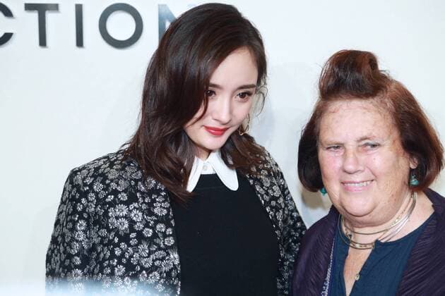 Chinese actress Yang Mi, left, and British fashion critic Suzy Menkes attend the Michael Kors fashion show during the New York Fashion Week Spring Summer 2017 in New York, USA, 14 September 2016. Yang Mi glams up Michael Kors show at New York fashion week  pbu504371_18