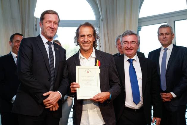 Preisverleihung Merites Wallons in Namur Walloon Minister President Paul Magnette, Le Pain quotidien, founder and director, Alain Coumont, Walloon Minister of Agriculture, Nature, Rurality, Tourism and Sports Infrastructure Rene Collin and Walloon Minister of Budget, Public Function and Administrative Simplification Christophe Lacroix pictured during the award ceremony for the sixth edition of the Merites Wallons by the Walloon Government at the Elysette, in Jambes, Namur, Thursday 15 September 2016. BRUNOxFAHY 04932321