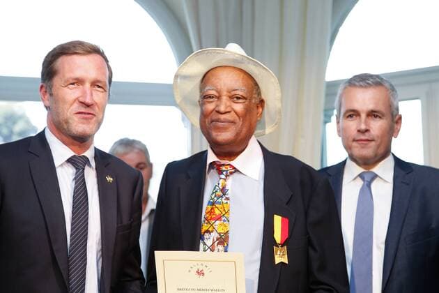 Preisverleihung Merites Wallons in Namur Walloon Minister President Paul Magnette, World reference in Gastro-surgery, Mitiku Belachew and Walloon Minister of Budget, Public Function and Administrative Simplification Christophe Lacroix pictured during the award ceremony for the sixth edition of the Merites Wallons by the Walloon Government at the Elysette, in Jambes, Namur, Thursday 15 September 2016.  BRUNOxFAHY 04932349
