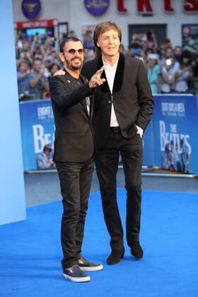 . 15 09 2016. London, United Kingdom. Sir Paul McCartney and Ringo Starr arriving at The Beatles Eight Days A Week: The Touring Years world premiere in London.  xStephenxLockx xi-Imagesx IIM-13452-0024