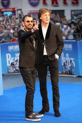 . 15 09 2016. London, United Kingdom. Sir Paul McCartney and Ringo Starr arriving at The Beatles Eight Days A Week: The Touring Years world premiere in London.  xStephenxLockx xi-Imagesx IIM-13452-0026