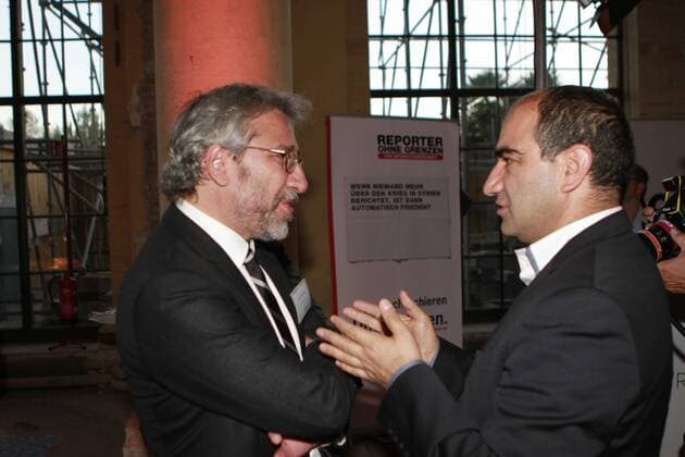 Presentation of the M100 Media Prize in Potsdam Can Dundar is a Turkish journalist, documentary maker and author. Working as a TV presenter columnist and former editor of Cumhuriyet, was in 2015 charged with espionage. Can Dundar after the award of the M100 Media Prize in the Orangery Palace in Potsdam.  SimonexKuhlmey