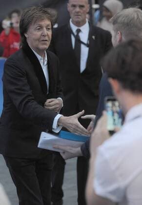 September 15, 2016 - England, United Kingdom - Sir Paul McCartney attends the World Premiere of The Beatles: Eight Days A Week - The Touring Years at Odeon Leciester Square. United Kingdom - ZUMAs147
